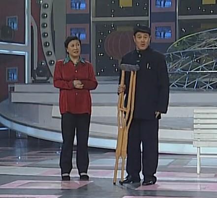 赵本山小品2001年央视春晚《卖拐》
